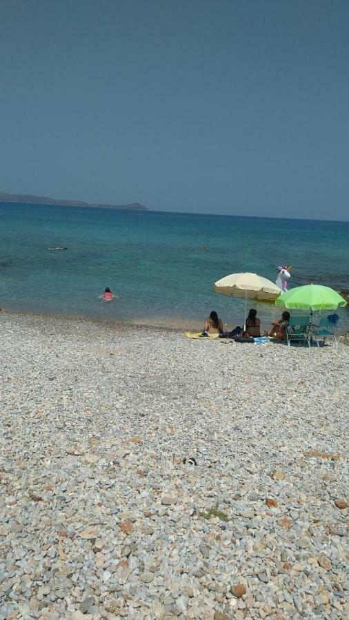 Monemvasia Lazarus Beach Apartment Esterno foto